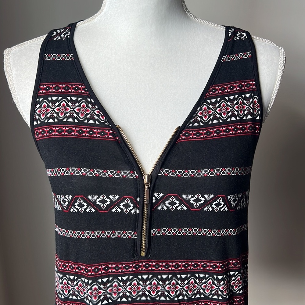 Dynamite Tank Top - Picture 2 of 9